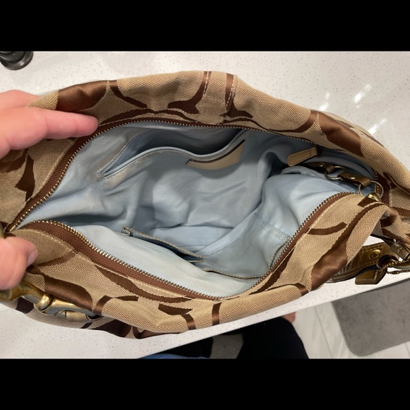 COACH Purse - Picture 3 of 4